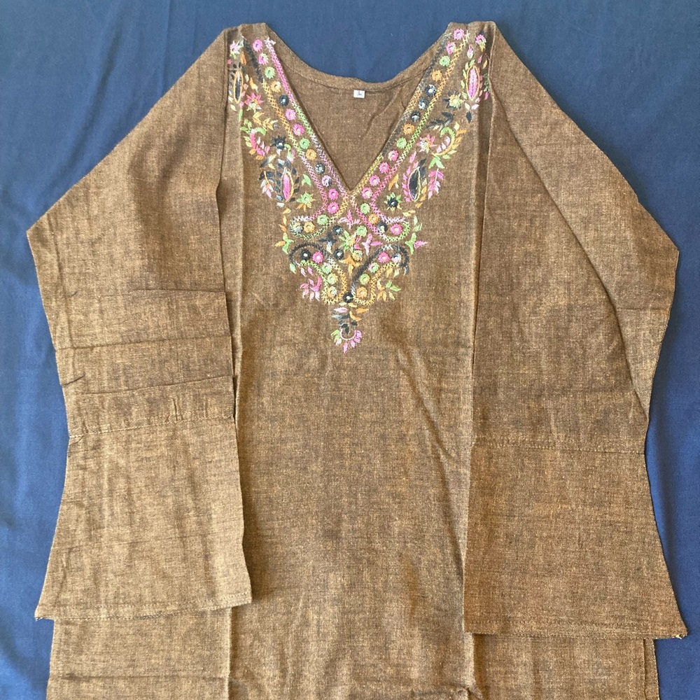 Chikan karai kurti